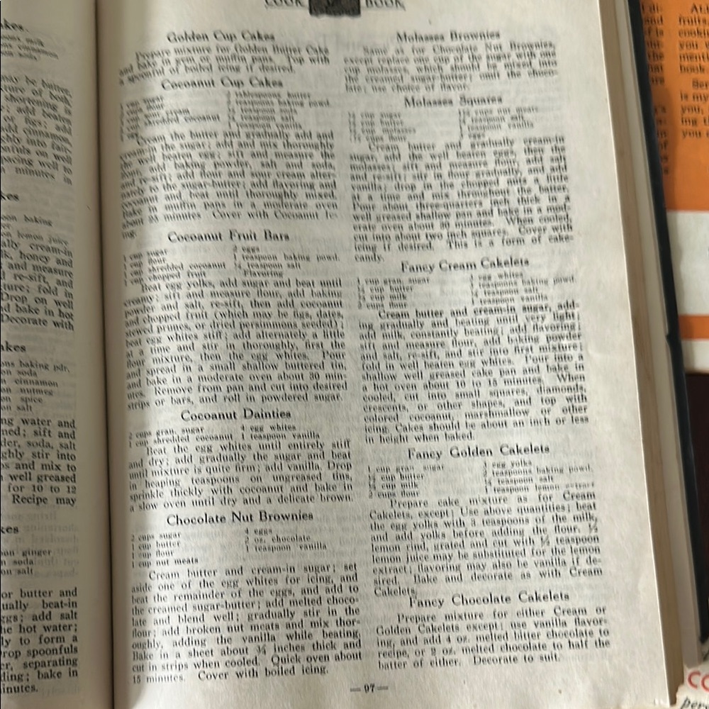 Vintage Cookbook Collection - Picture 15 of 15